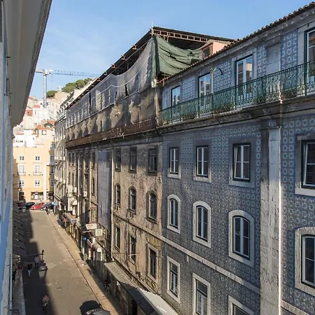Lovelystay Downtown Dom Duarte Apartment *