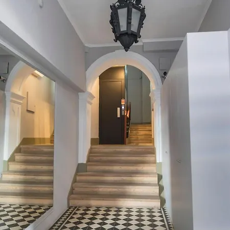 Lovelystay Downtown Dom Duarte