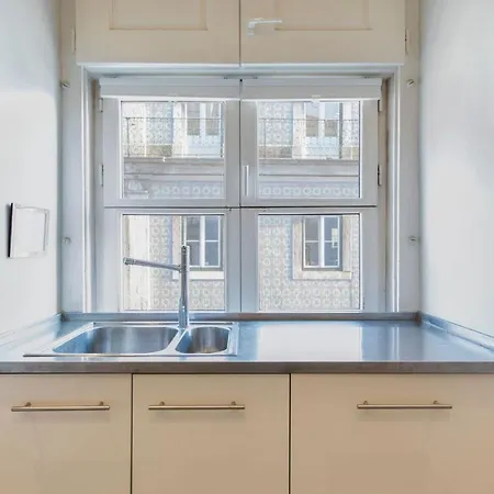 Apartment Lovelystay Downtown Dom Duarte
