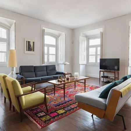Lovelystay Downtown Dom Duarte Apartment *