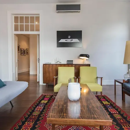 Lovelystay Downtown Dom Duarte *